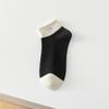 Calcetines cortos de algodón puro transpirables con dibujos animados bordados para primavera y verano para niñas, bonitos y fáciles de combinar, calcetines japoneses sencillos.