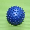 Material PVC al por mayor 9.5cmpvc bola de púas masaje de pies acupresión bola de agarre bola fascial bola de yoga bola de erizo