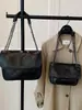 Bolsa Feminina 2025 Nova Moda Bolsa de Ombro de Braço Bolsa de Mão Clássica Versátil Bolsa Tiracolo de Corrente Bolsa Hobo Bolsa Transversal