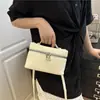 Bolsa Pequena Quadrada Texturizada de Alta Qualidade no Atacado para Mulheres, Novo Estilo Verão 2025, Bolsa de Ombro Simples e Luxuosa, Bolsa Transversal para o Dia a Dia