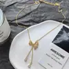 Colar de Aço Titânio Feminino Luxo Leve Nicho Borboleta Micro-incrustada 2021 Novo Colar da Moda Celebridade da Internet Corrente de Clavícula de Alta Qualidade Versátil