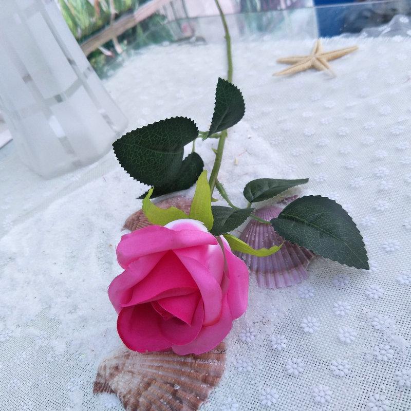 枚红色