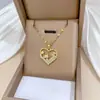 [Aço titânio] amor de cinco pontas estrela luz temperamento de luxo lindo colar de diamantes feminino all-match clavícula cadeia de aço de titânio