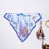 Pañuelo Pequeño de Seda 70*70 para Mujer, Adecuado para Primavera, Otoño y Verano, Se Puede Usar como Pañuelo para la Cabeza, Top Tubo, Versátil con Camisas, Protección para el Cuello, Pañuelo Delgado, Pañuelo de Gasa