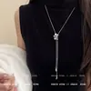 Colar de Pérolas Retrô Francês Design de Franja Feminino Luxo Acessível Nicho Corrente para Clavícula Gargantilha Corrente para Puxar Suéter