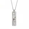 Collar Colgante Cuadrado con Incrustaciones de Diamantes del Zodiaco Doce Constelaciones Estilo Vintage Popular Europeo y Americano para Mujer, Joyería de Acero de Titanio Dorado de 18 Quilates