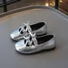 Zapatos de Cuero para Niñas 2025 Primavera y Otoño Nuevos Zapatos Infantiles Zapatos de Princesa para Niñas Zapatos de una Sola Pieza Mary Jane Suela Suave Zapatos para Bebés