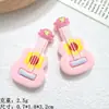 Nuevo Ukelele Guitarra de Resina Brillante Colorido DIY Hecho a Mano Pasador Llavero Colgante para Bolsa Accesorios de Joyería