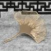 Accesorios para joyería DIY pasador vestimenta antigua cobre fundido hoja de ginkgo tableta colgante pasador paso sacudida material para joyería A501