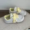 2026 Zapatillas de entrenamiento alemanas de nicho en color gris-azul contrastante para mujer, zapatillas casuales versátiles de estilo retro a la moda, zapatillas de suela plana Forrest Gump