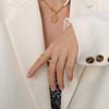 Marka francês retro titânio aço chapeado 18k ouro de alta qualidade Gypsophila cadeia zircon design nicho anel de preservação de cor para as mulheres