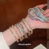 Pulsera wrap de diamantes de colores inspirada en la dopamina, una pieza lujosa y de alta gama, un diseño nuevo y único, una pieza de joyería deslumbrante y llamativa para mujer
