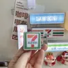 711 Caja de Luz Magnética para Tienda de Conveniencia Imán para Refrigerador Tablero de Exhibición Creativo Familia Rosen Mini Juguetes Adornos