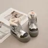 Botas de Nieve para Niñas 2026, Forradas de Felpa para Invierno, Engrosadas, Impermeables, Cálidas, de Media Caña, Botines Cortos Negros y Plateados con Cuello de Piel
