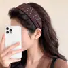 Faixa de Cabeça Larga com Bolinhas Estilo Coreano Retrô para Mulheres 2026 Nova Moda de Alta Qualidade Elegante para Uso Diário Acessórios de Cabelo