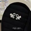 Pendientes de Perla Dulces Estilo Pura Pasión Lujo Accesible Pendientes Pequeños y Exquisitos con Diamantes Pendientes de Lazo Hueco para Mujer