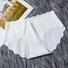 Ropa Interior de Seda Helada Lisa Sin Costuras para Mujer Simple Nude Verano Cintura Media Delgada Transpirable Bragas para Niñas Ropa Interior al por Mayor