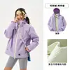 Serie Montaña Exterior Hardshell Cortavientos Impermeable Tres en Uno Conjunto de Dos Piezas Forro Polar Traje para Senderismo Escalada Hombre