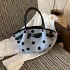2026 Nueva Cesta de Mimbre con Lunares Transfronteriza para Mujer, Bolso Cruzado de Moda y Estilo, Bolso Cubo Versátil para Hombro