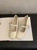 Sapatos de salto alto Chuyuji estilo francês em couro macio, retrô, elegantes, bico quadrado pequeno, salto grosso, Mary Jane Vento da Noite Vermelho com tira de fivela