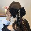 Moño de Terciopelo Dorado Estilo Coreano con Pinza de Primavera de Perlas, Sensación Avanzada, Cinta de Perlas Multicapa, Elegante Horquilla, Accesorios para el Cabello