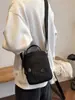 Bolsa Pequena de Tecido Versátil Leve para Mulheres 2025 Nova Bolsa de Mão Casual para Uso Externo Ombro Único Transversal Bolsa para Celular