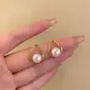 Aretes de Flor de Perla Coreanos para Mujer, Aretes de Lujo Ligero y de Alta Gama, Estilo Nuevo, Moda de Nicho, Aretes Versátiles al por Mayor