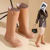 Botas de lluvia de caña alta 2026, antideslizantes, estilo mujer, duraderas, aptas para uso en cocina, cálidas, impermeables, con forro de felpa, botas de goma, botas de lluvia para adulto, engrosadas