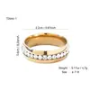 Anillo Personalizado y de Moda de una Sola Fila Tachonado con Diamantes, Anillo de Acero Inoxidable Incrustado con Diamantes de Gran Venta, Joyería de Mano Estilo Europeo y Americano, Pequeño Accesorio Popular Chapado en Oro