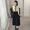 Vestido de tricô coreano com design de duas peças falsas, saia plissada elegante e que afina, vestido longo elegante e que alonga