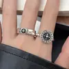 Anillo Vintage Desgastado de Cruz y Rueda de Barco para Mujer, Diseño de Nicho, Estilo Nuevo, Sensación de Alta Gama, Anillo Abierto Ajustable Versátil para Mujer