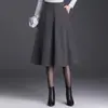 Saia Simples Elegante de Corte A Feminina 2026 Outono Inverno Nova Cintura Alta Cobre o Quadril Comprimento Médio Moda Versátil Saia com Barra Larga