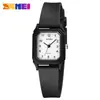 2020 Momento Belleza Cuadrado Casual Casual Puntero Digital Cuarzo Negro Hebilla de Pasador Luz Reloj para Estudiantes