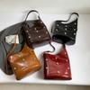 Bolsa de Ombro com Design de Nicho para Comércio Exterior Bolsa Feminina Nova Grande Capacidade Elegante Versátil Bolsa Saco Estilo Motociclista Rebite Axila