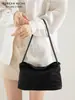 Bolso de axila de color sólido de nailon minimalista estilo coreano para mujer, Nuevo bolso de mano y bolso de hombro versátil de alta gama