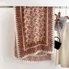 Lenço Transfronteiriço Novo de Algodão e Linho para Mulheres, Outono e Inverno Novo Cachecol Fino Estampado Caju Vermelho Angorá Lenço Decorativo para Cabeça