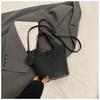 Bolso Versátil de Verano de Alta Gama para Mujer 2026 Nueva Moda Bolso Cruzado Casual Estilo Sencillo Madre e Hija Bolso Cubo Popular