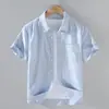 9048 Camisa Masculina de Linho de Manga Curta para o Verão Camisa Casual Masculina de Algodão e Linho com Gola Quadrada Top de Linho Liso de Meia Manga