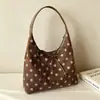 2026 Bolso Cubo Estilo Coreano Nuevo de Lunares Otoño Invierno Hombro Único Viaje Diario Bolso Casual Moda Bolso de Mujer de Lunares