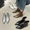 Nova coleção outono/inverno 2026: botas femininas de bico fino para tornozelo, botas de salto grosso, botas de ajuste justo, botas de salto alto e botas estilo Dr. Martens