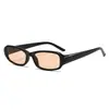 Gafas de sol retro estilo europeo y americano para chica popular, adecuadas para el uso diario sin maquillaje, gafas de sol ultraligeras y portátiles con protección solar para mujer, venta al por mayor desde el fabricante