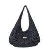 Bolso de hombro reversible estilo coreano 2026, estampado floral pequeño retro, azul marino, corte relajado, bolsa de mano de gran capacidad, perfecto para los desplazamientos de principios de otoño.