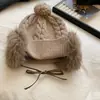 Chapéu de Lã Trançado Fashionável Estilo Coreano para Mulheres, Outono e Inverno, Quente e à Prova de Vento, Gorro Versátil de Alta Qualidade Japonês para Circunferência Craniana Grande