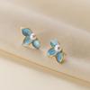 Nalan plata s925 serie Perla sintética aretes de botón flor azul de tres pétalos personalidad dulce joyería para la oreja M02375