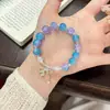 Pulseira de Cristal de Morango para Mulheres, Design Exclusivo com Toque de Luxo, Pulseira de Novo Estilo, Versátil de Luxo Leve para Melhores Amigas, Contas da Sorte