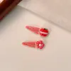 Lindo Clip para el Cabello Realista de Fresa y Cereza para Niñas, Pinza Dulce y Versátil para el Flequillo para Estudiantes, Pasador Accesorio para el Cabello