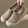 Nuevos zapatos de mujer para primavera y otoño, mocasines slip-on de suela blanda antideslizantes, zapatos casuales ligeros y transpirables para mujer