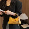 Bolsa de Palha Tecida de Luxo para Mulheres Bolsa Pequena Moda Outono 2026 Versátil para o Dia a Dia Bolsa Transversal