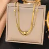 Conjunto de Colar de Aço Titânio para Mulheres Dongguan Transfronteiriço, Conjunto de Colar e Pulseira de Coração de Alta Qualidade, Conjunto de Joias da Moda Leve de Luxo