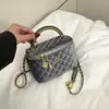 Bolso de Mano de Moda Transfronterizo para Mujer 2026 Nuevo Estilo Inspirado en Chanel Cadena Terciopelo Textura de Alta Calidad Bolso de Hombro Cruzado